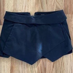 Aritzia shorts